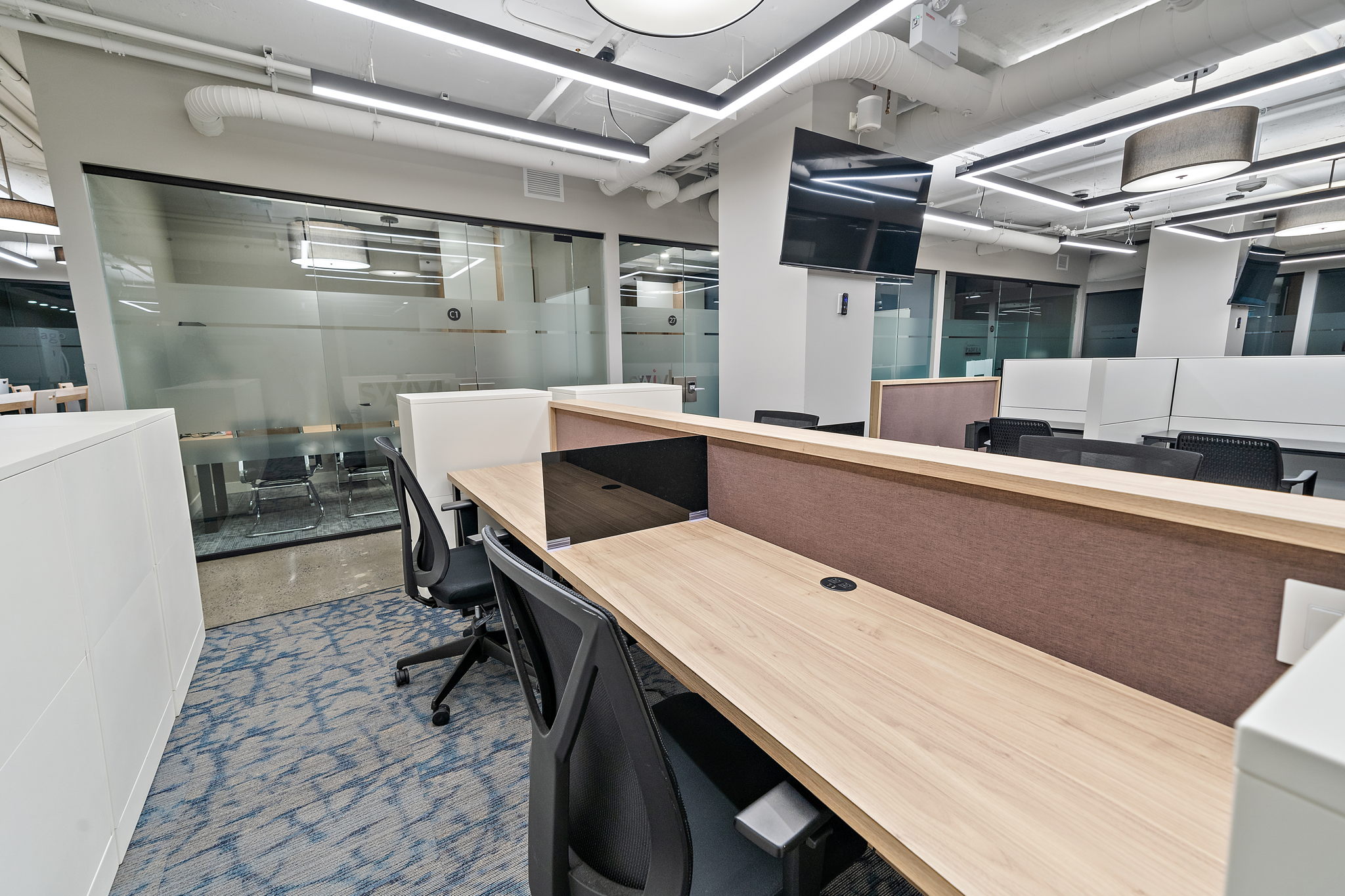 Shared work lounge seating at Swivl Queen Mary