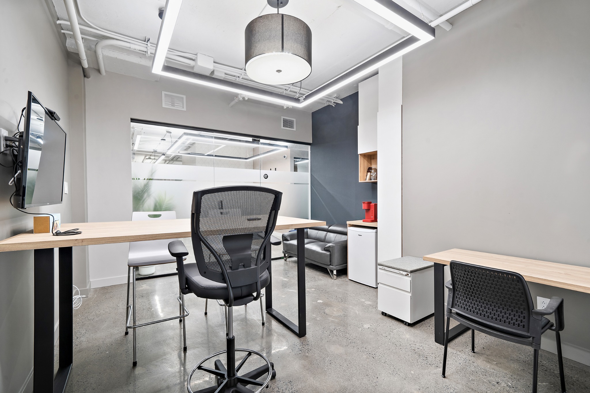 Furnished private office at Swivl